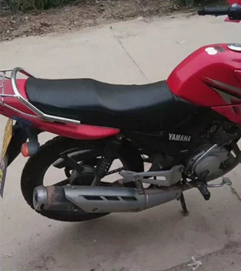 雅马哈天剑K越野版 车子动力杠杠的 前后胎...