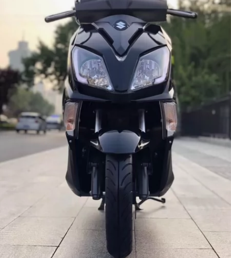 国四铃木UY125   一千来公里  准新...