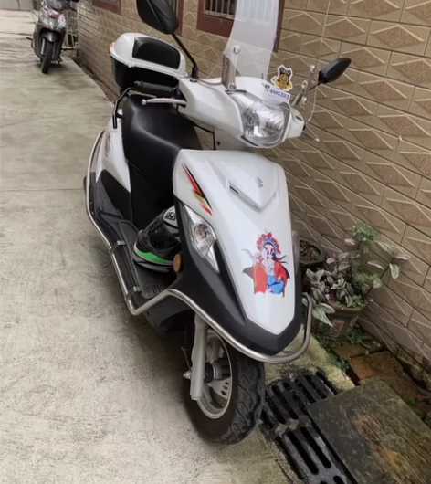 出豪爵vf125前挡风板，高度45cm，质...