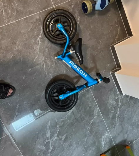 飞鸽平衡车，九成新 感兴趣的话点“我想要”...