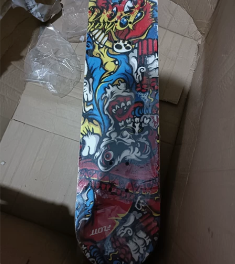 滑板双翘板专业板,板子很结实, 以,适合学...