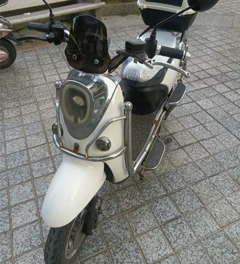 因工作变动离开泉州，转让一部闲置电动车，绿...