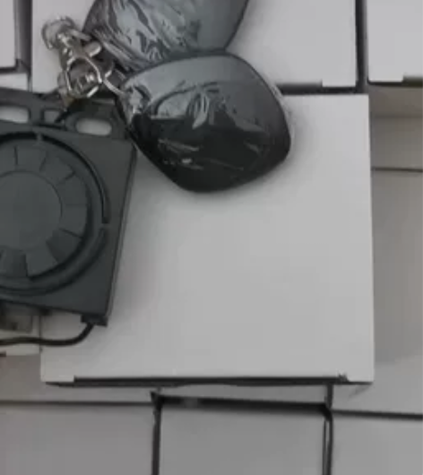 清仓处理全新雅迪原厂专用48-72V电动两...