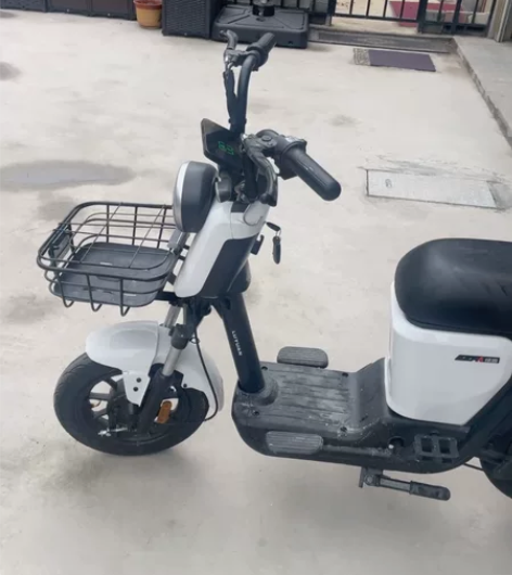 绿源电动车48v24a，2022年购入，车...