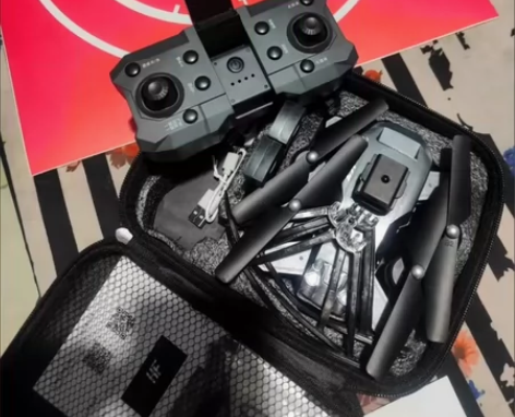 女大学生出闲置大疆级无人机航拍8K无人机k...