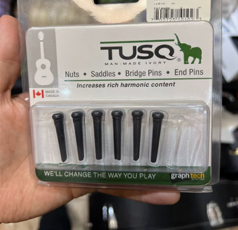 全新Tusq黑色带彩贝pp218200 吉...