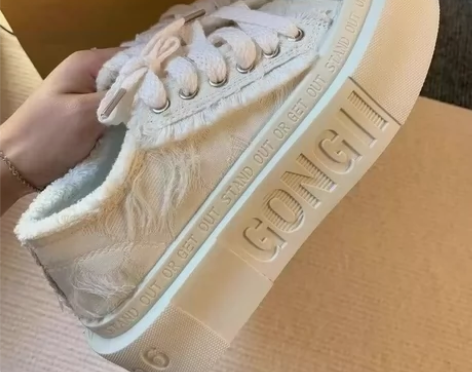 实体店不开了 清仓处理一批小白鞋 厚底百搭...