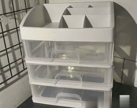 桌面化妆品收纳盒，去年囤的货，还剩几十个，...