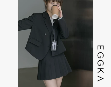 EGGKA短款西装外套女春秋设计感小众高级...
