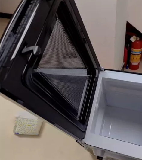 格兰仕微波炉，质量挺好的 沃尔玛购入，用的...