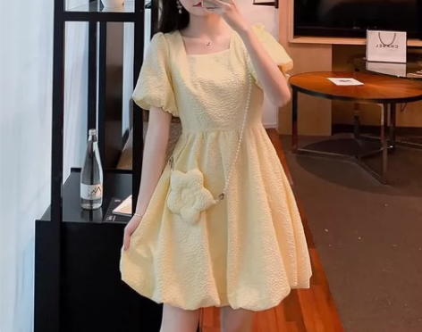 法式方领泡泡袖连衣裙女夏季小个子遮肚子公主...